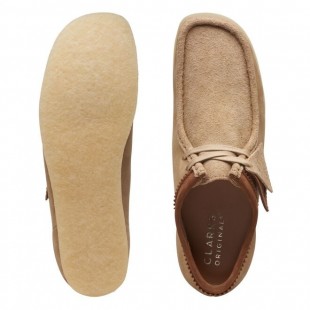 Clarks Wallabee| Sandstone...